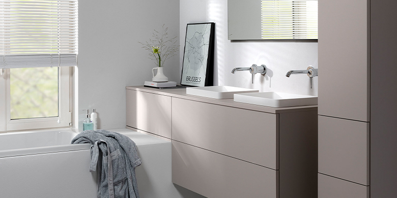Badkamer in zachte tinten